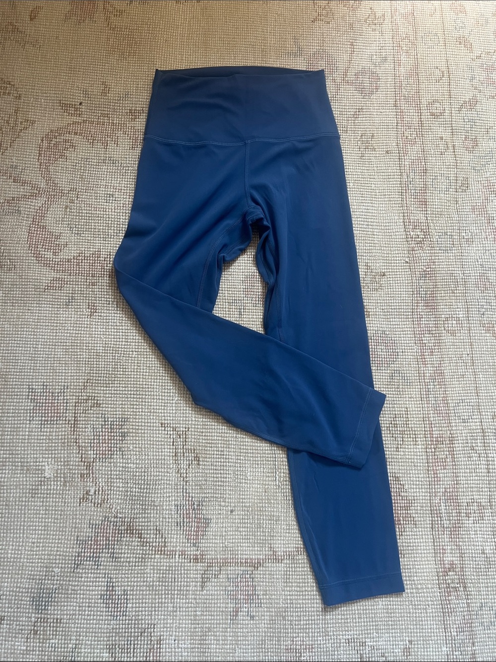 Lululemon yoga pants